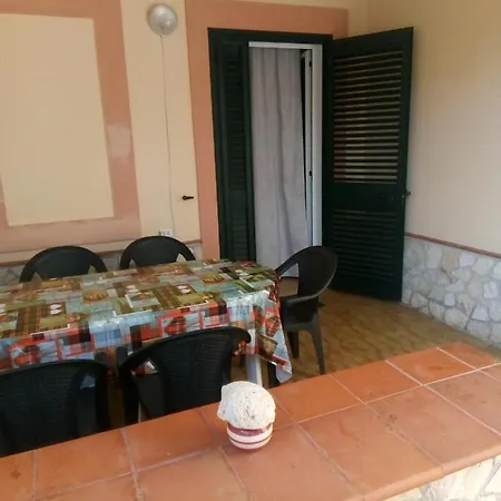 Oleandro Pergola Tatil Evi Vieste
